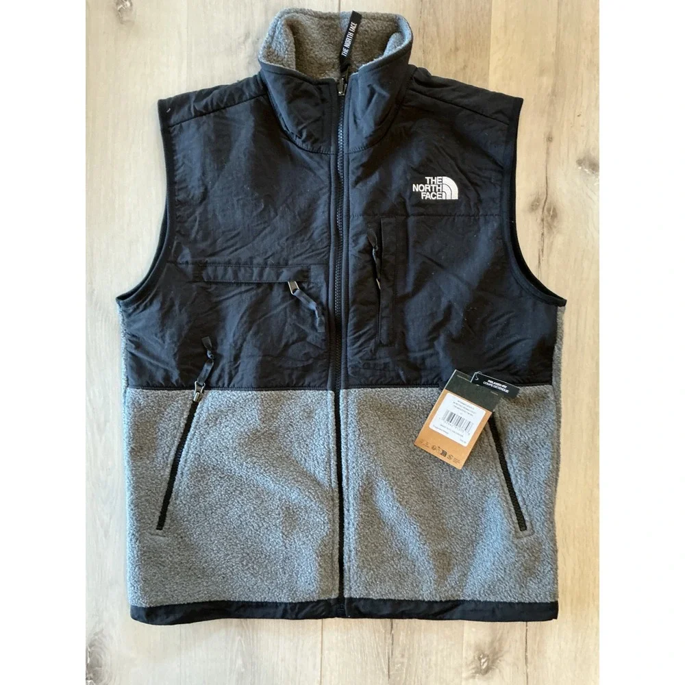 The North Face Retro Denali Vest Grey Black Size Small New With Tags